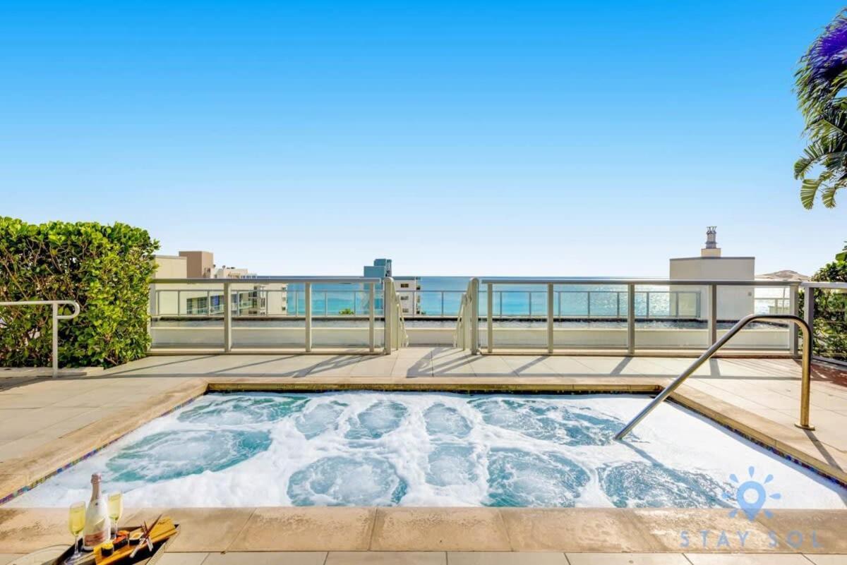 Rooftop Pool & Hot Tub - Gym - Hollywood Beach Exterior photo